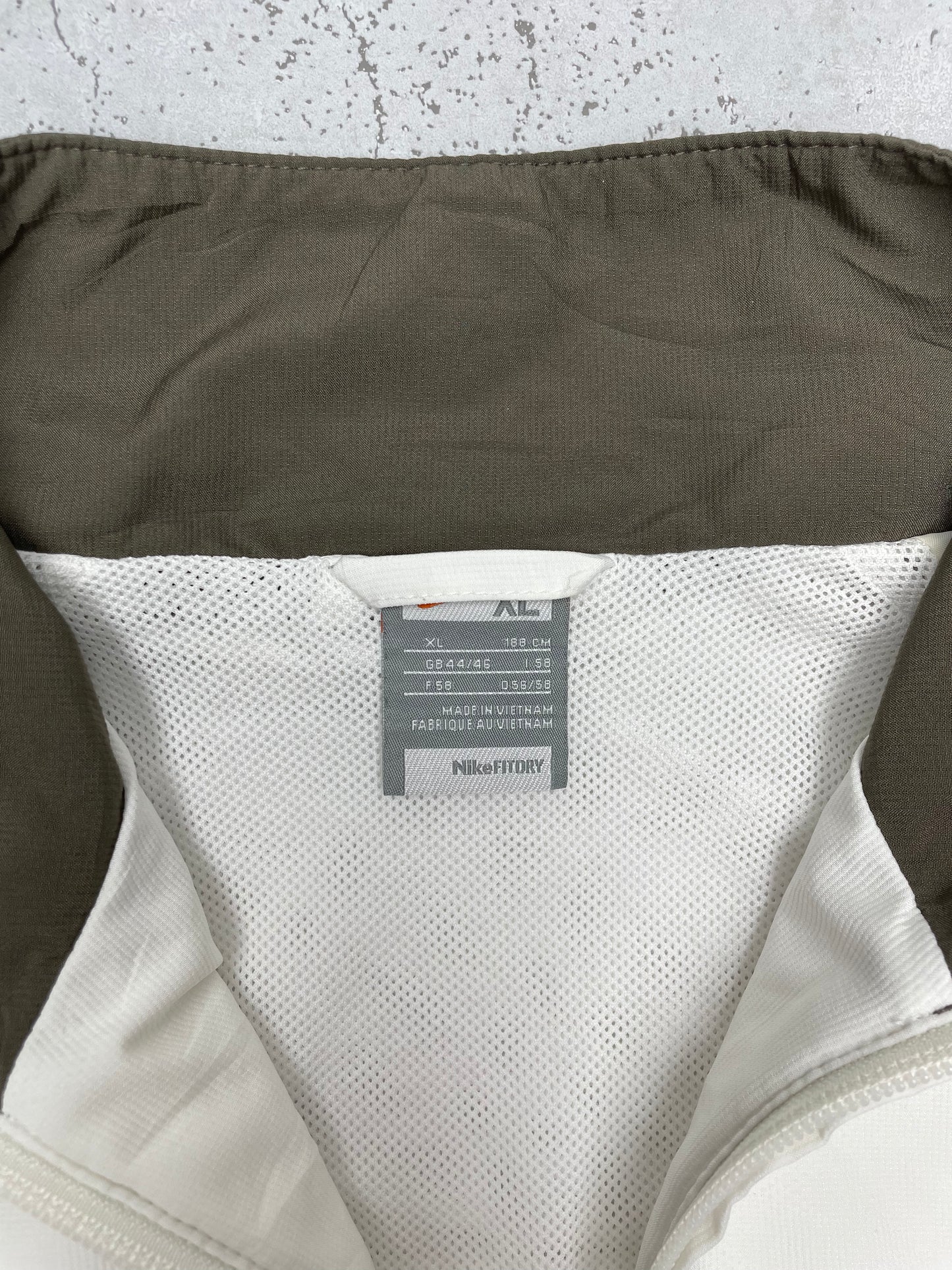 Nike vintage small Swoosh embroidered Trackjacket Windbreaker Jacke XL