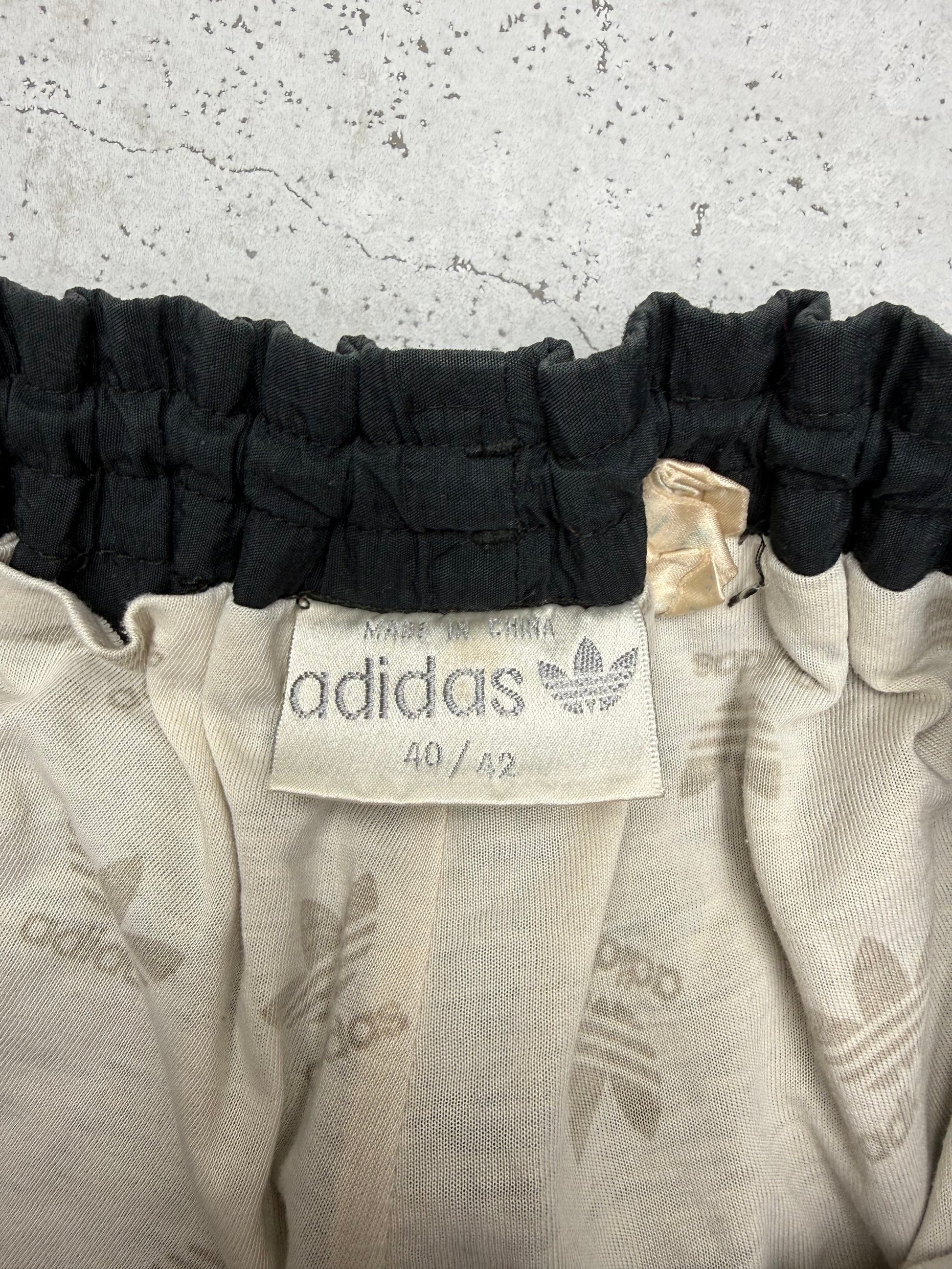 adidas Vintage Shell Pants in Schwarz mit Türkis, Größe M, Etikett