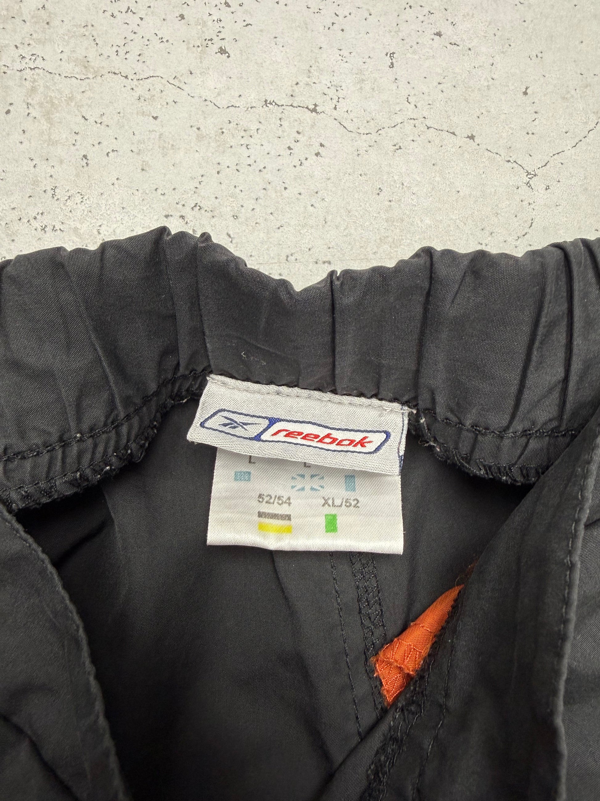 Reebok Vintage Outdoorhose in Schwarz, Größe XL, Etikett