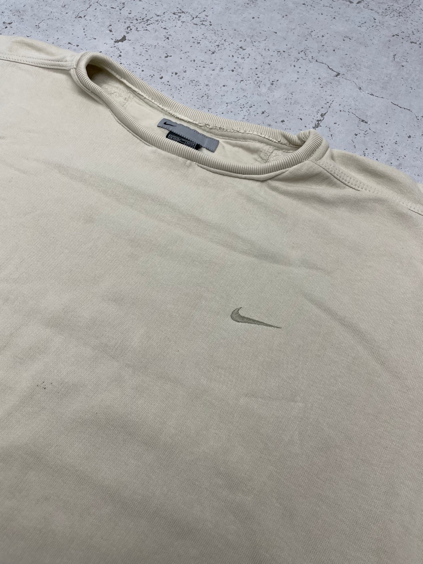 Nike vintage small Logo embroidered Sweatshirt Sweater boxy Fit XL