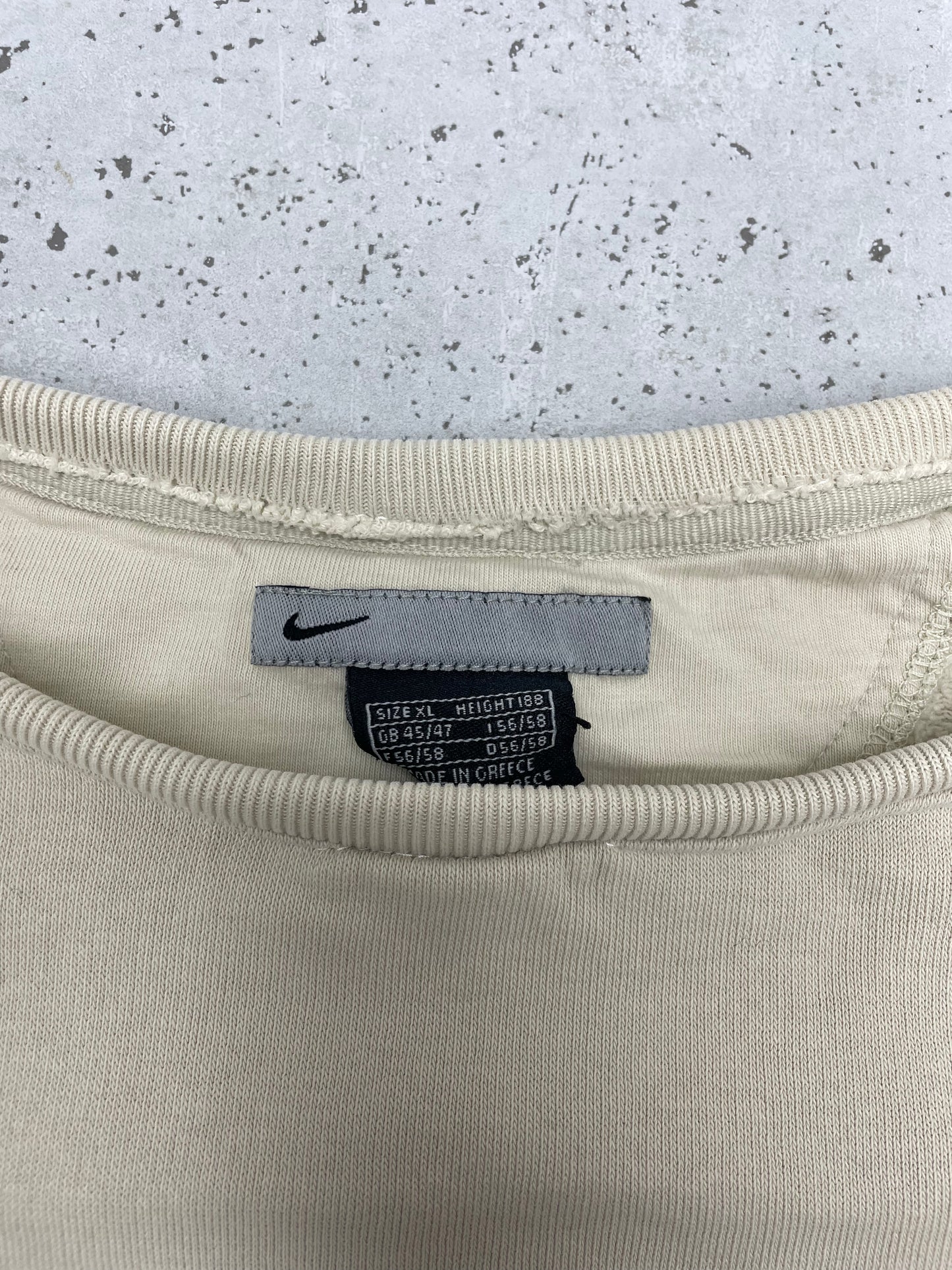 Nike vintage small Logo embroidered Sweatshirt Sweater boxy Fit XL