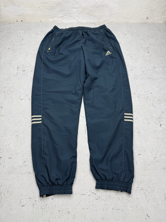 adidas Vintage Trackpants in Navy mit goldenem Logo, Größe L, Vorderansicht