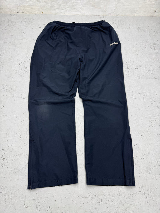 Reebok Essentials Vintage Trackpants in Dunkelblau, Größe M, Vorderansicht