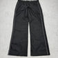 Nike Vintage Trackpants in Schwarz mit weißer Paspel, Größe M, Vorderansicht