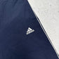 adidas Vintage Trackpants in Dunkelblau, Größe S, Logo Nahaufnahme