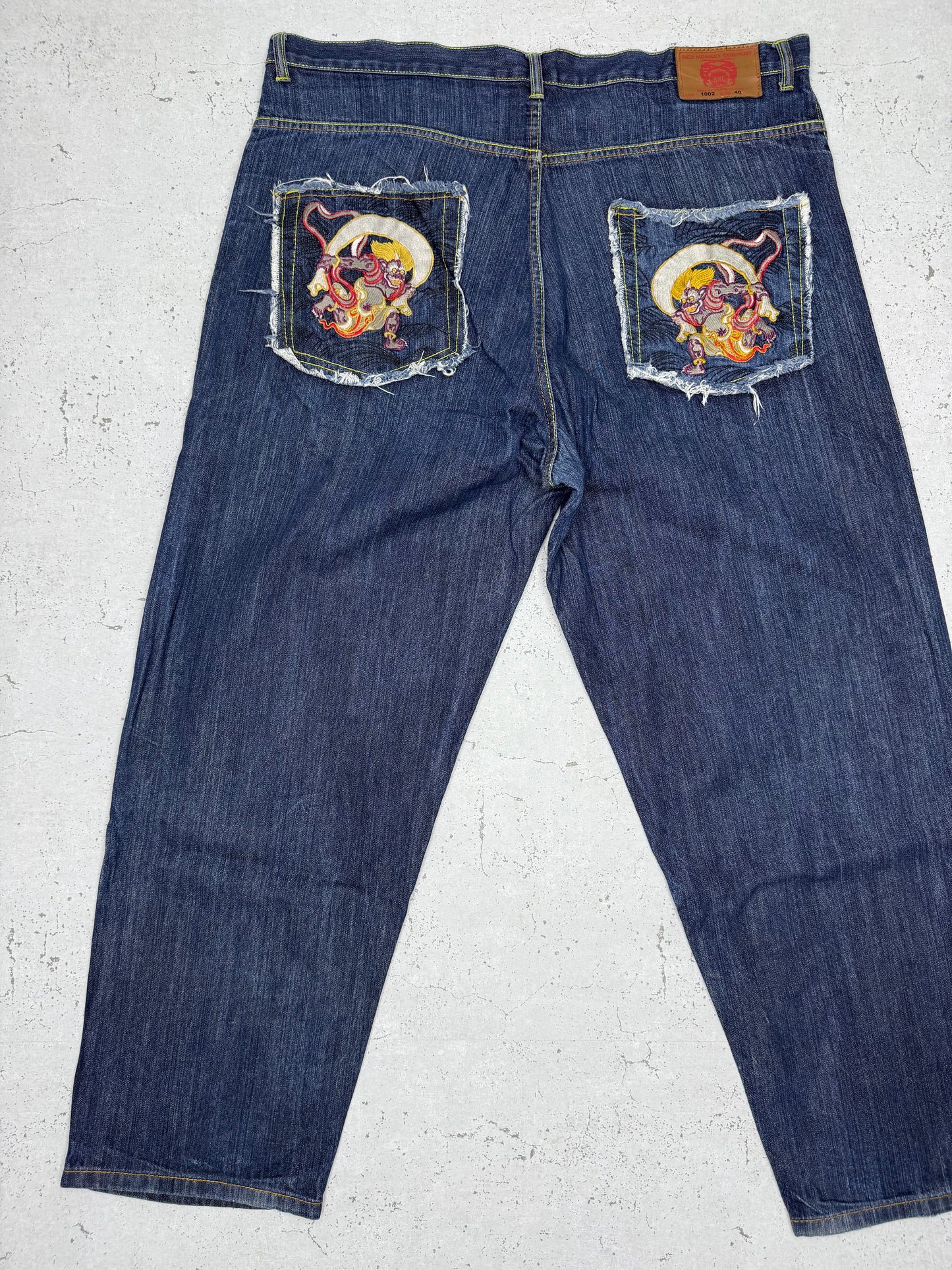 Red Monkey Vintage Baggy Y2K embroidered Jeans blau W40 - MonkeysVintage