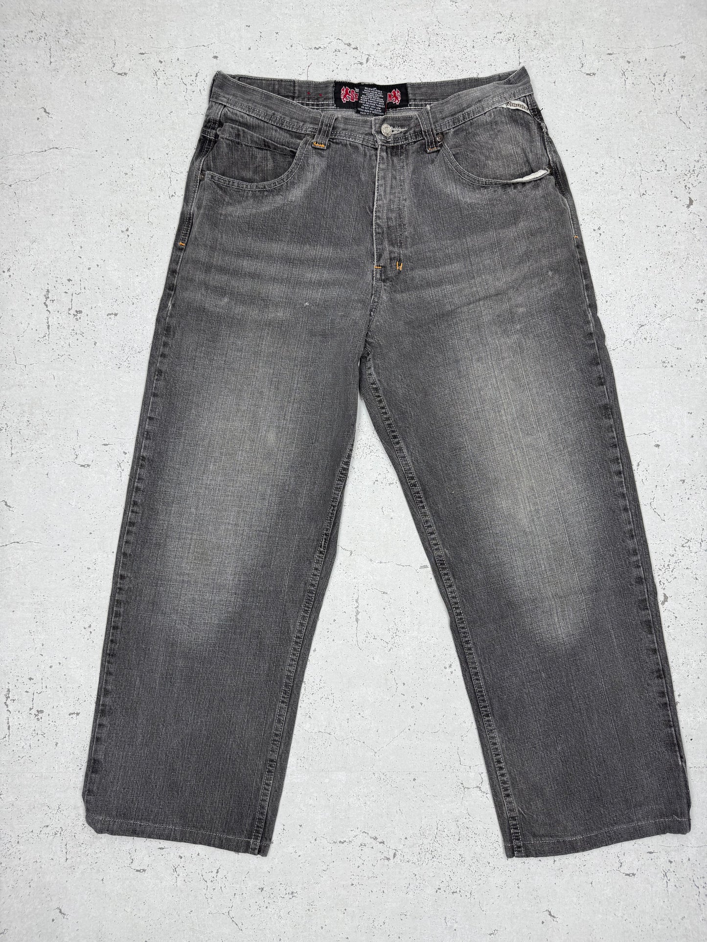 SecondSkin Y2K Vintage Baggy embroidered Jeans W34 L32 - MonkeysVintage
