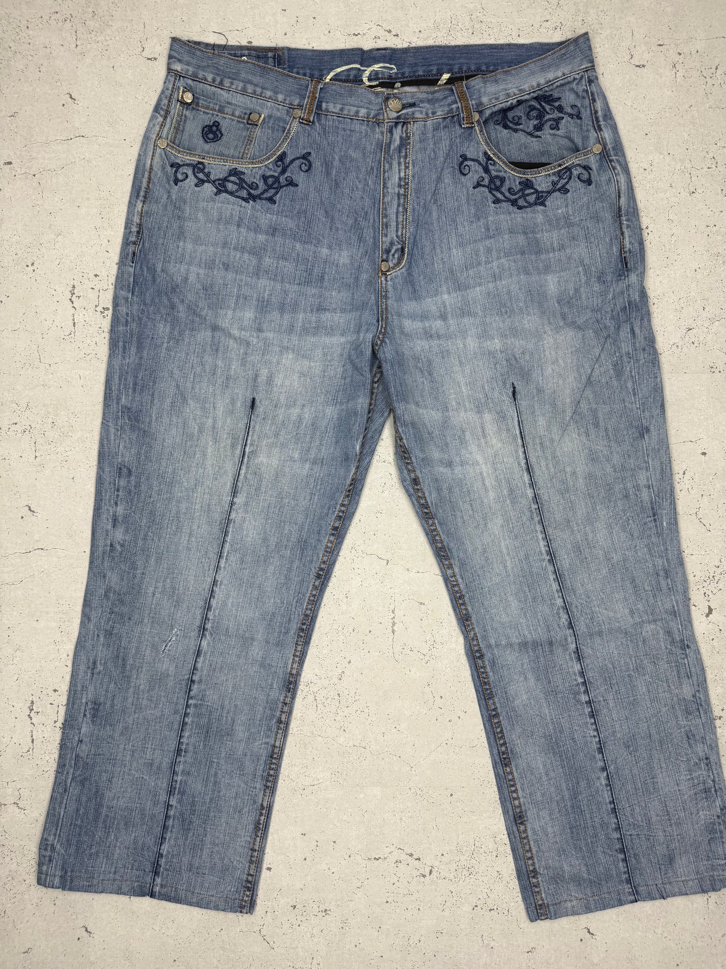 Eight 732 Vintage Y2K Baggy embroidered Jeans blau W44 L34 - MonkeysVintage