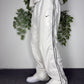 Nike Vintage Trackpants in Weiß, Größe XL, am Model getragen