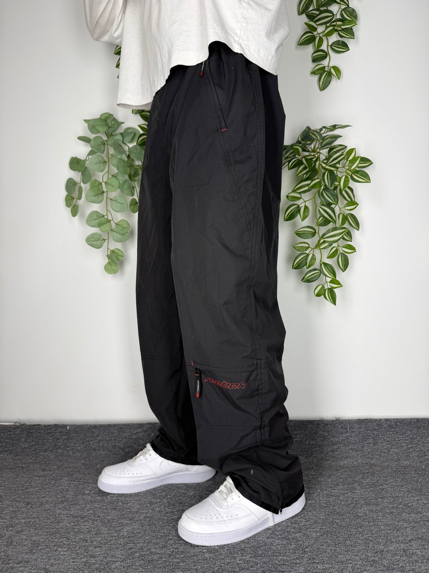 Reebok Trackpants – Y2K Vintage Outdoorhose Schwarz Zip Pocket – Gr. XL