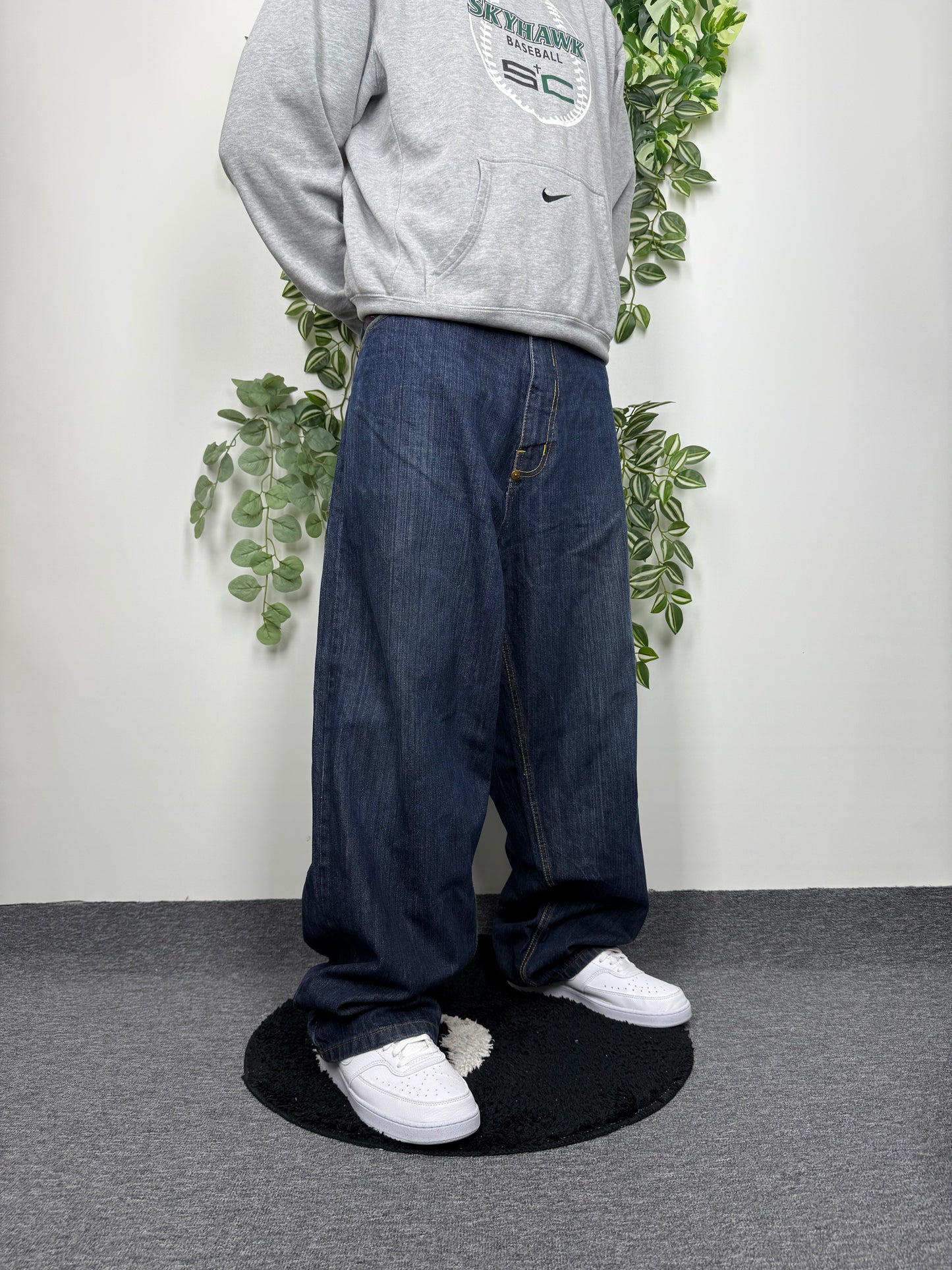Red Monkey Vintage Baggy Y2K embroidered Jeans blau W40 - MonkeysVintage
