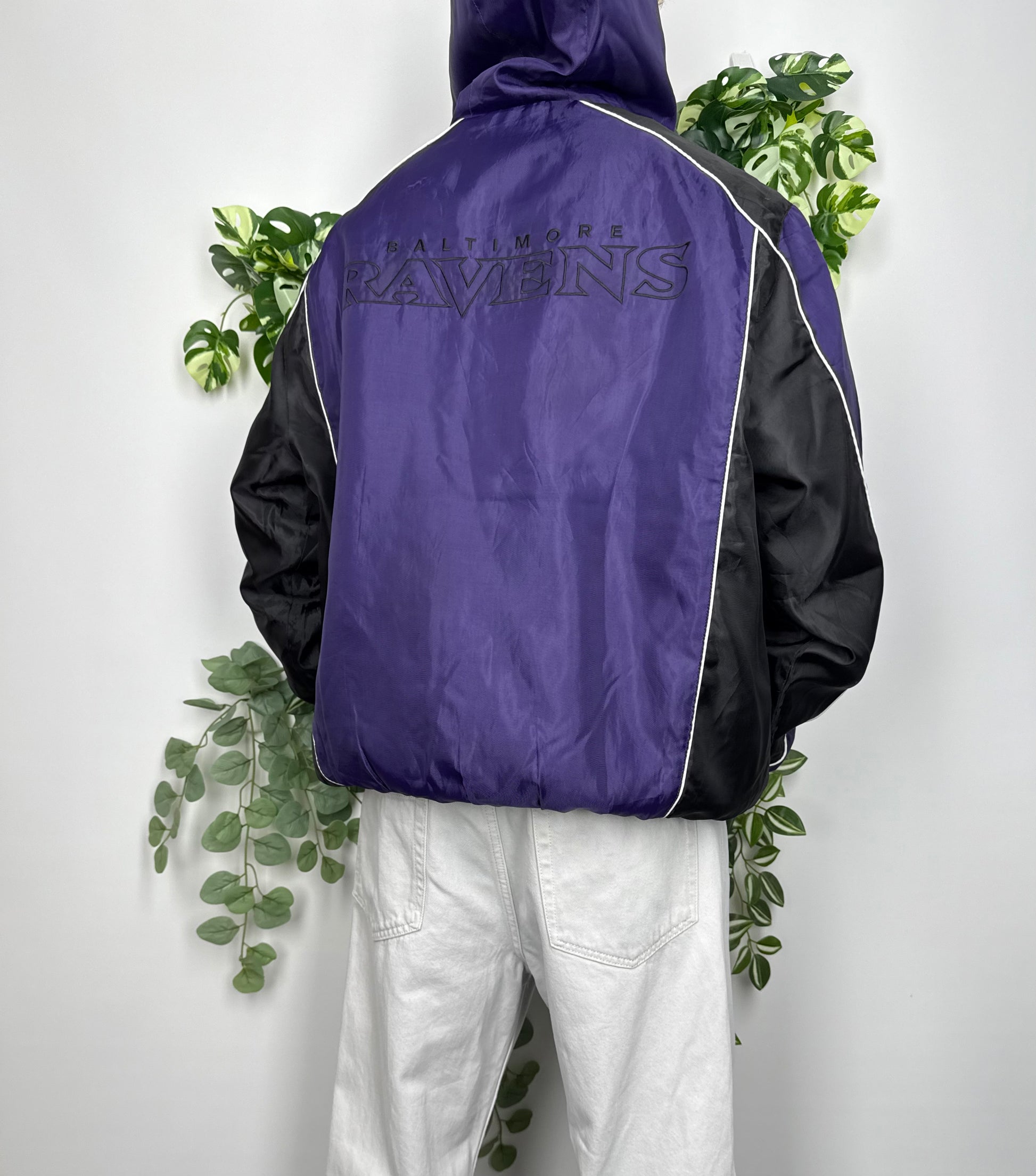 NFL Baltimore Ravens Vintage Windbreaker Jacke lila schwarz XL - MonkeysVintage
