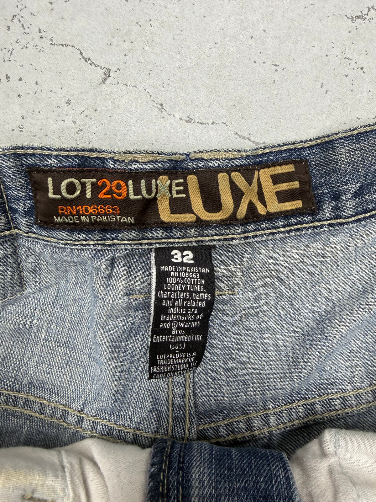 Lot29 Luxe Vintage Baggy Jeans-Shorts, Größe 32, Größenetikett