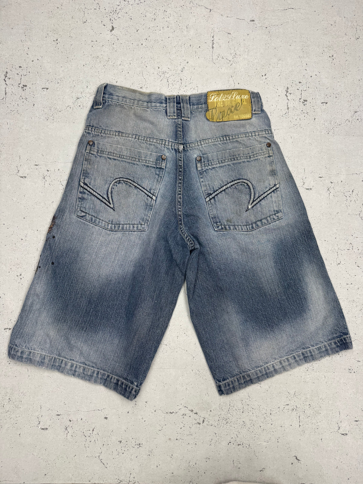 Lot29 Luxe Vintage Baggy Jeans-Shorts, Größe 32, Rückseite