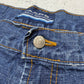 TAAPS Vintage Jeansshorts in Dunkelblau, Detail Knopf