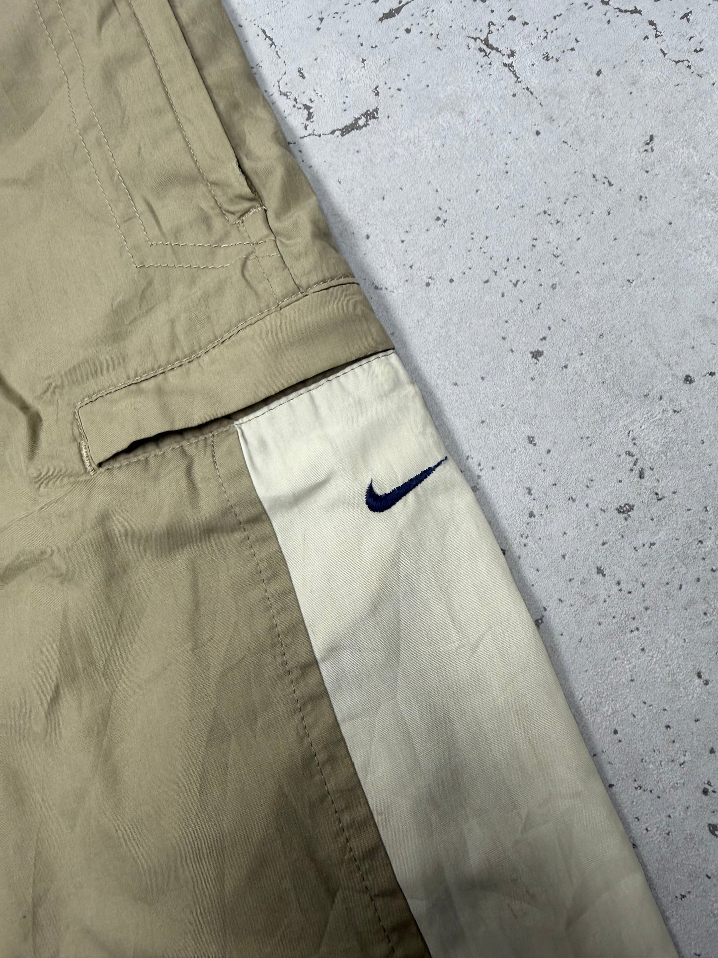 Nike Vintage Trackpants in Beige, Größe S, Logo-Detail