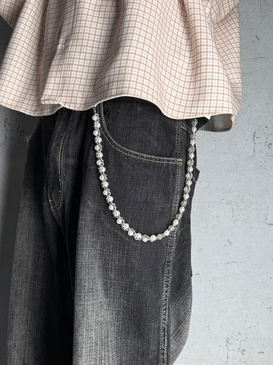 „Silver Pearl“ Perlen-Hosenkette Wallet Chain mit Silber-Details Y2K Streetstyle