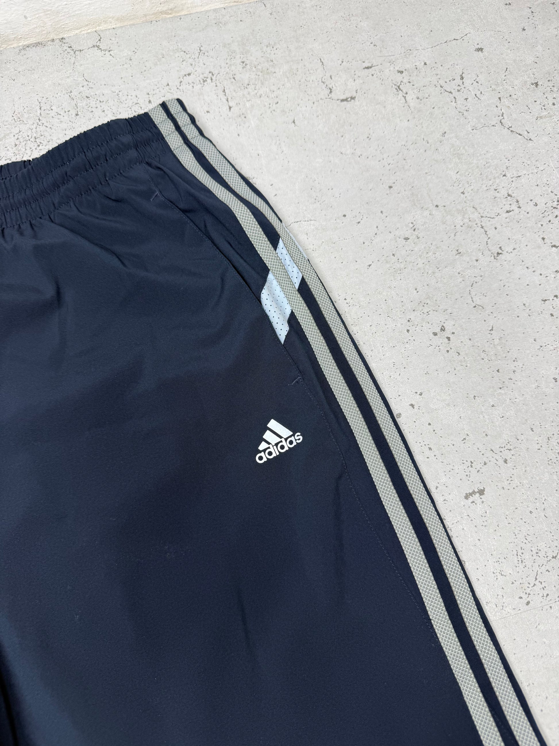 Adidas Vintage Clima365 Trainingsanzug in Navy, Größe L, Logo-Detail