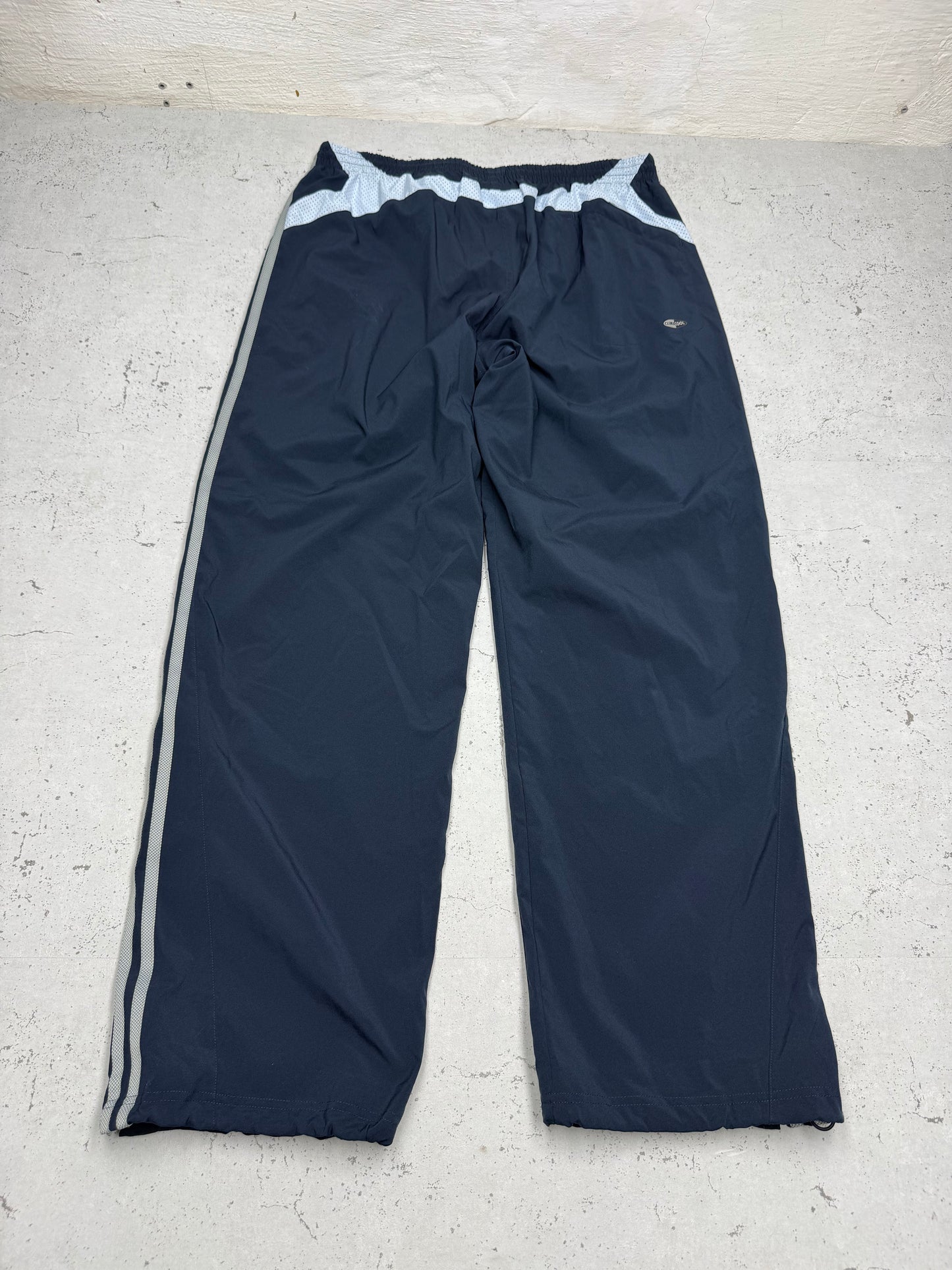 Adidas Vintage Clima365 Trainingsanzug in Navy, Größe L, Hose Rückansicht