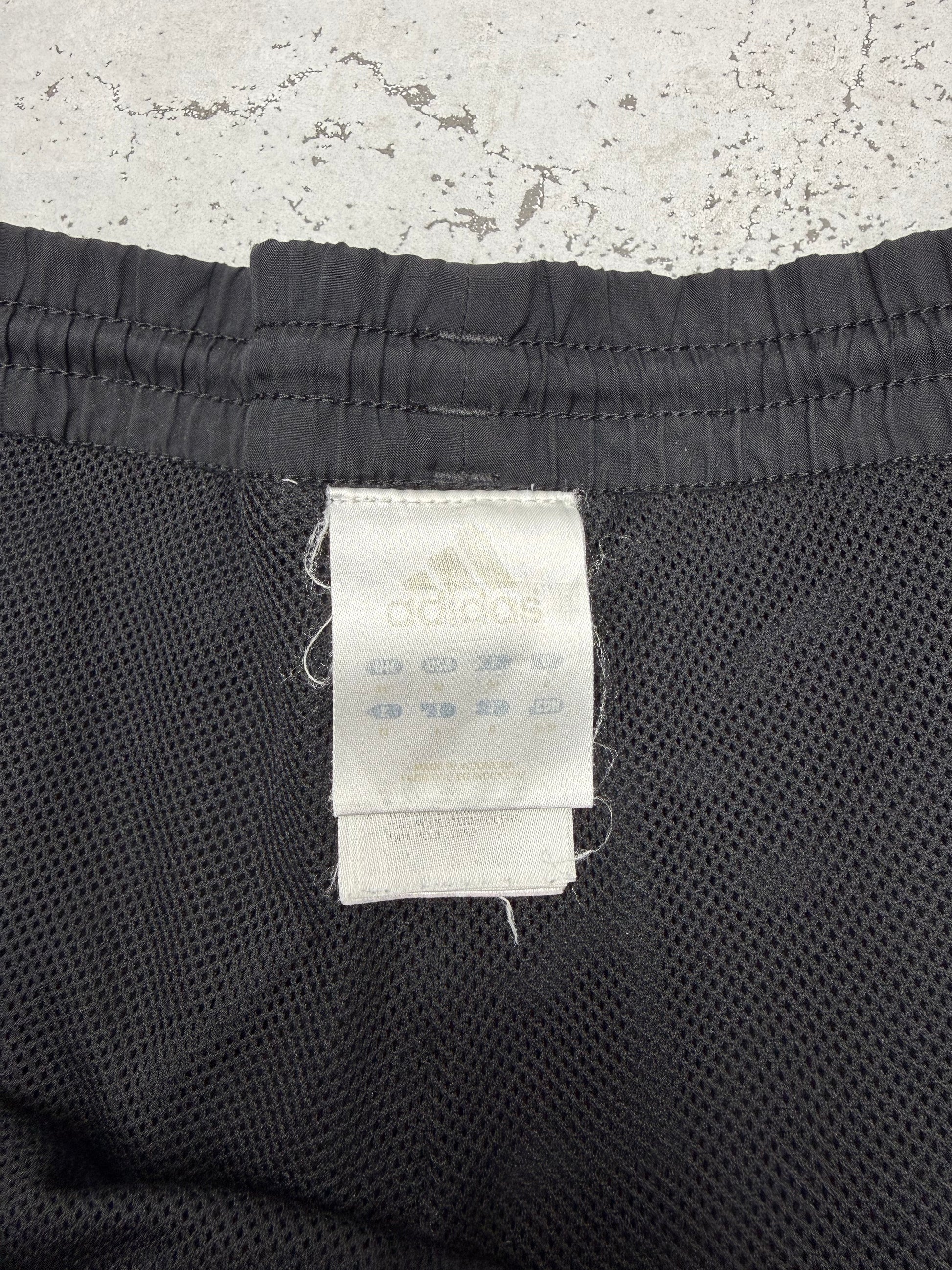 Adidas Vintage Trackpants in Schwarz, Etikett