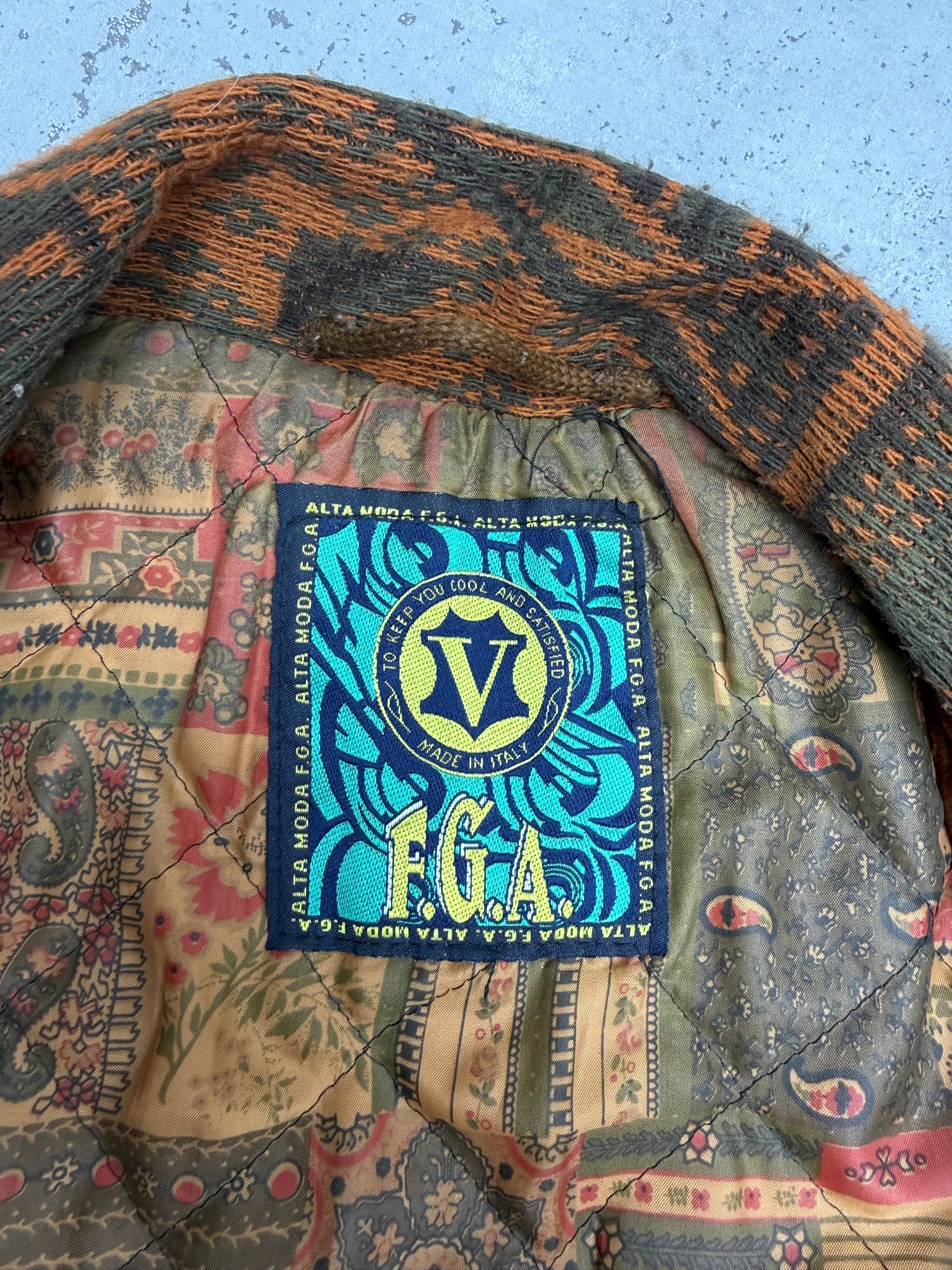 Vintage Suede Lederjacke mit Aztec-Muster in Braun, Etikett