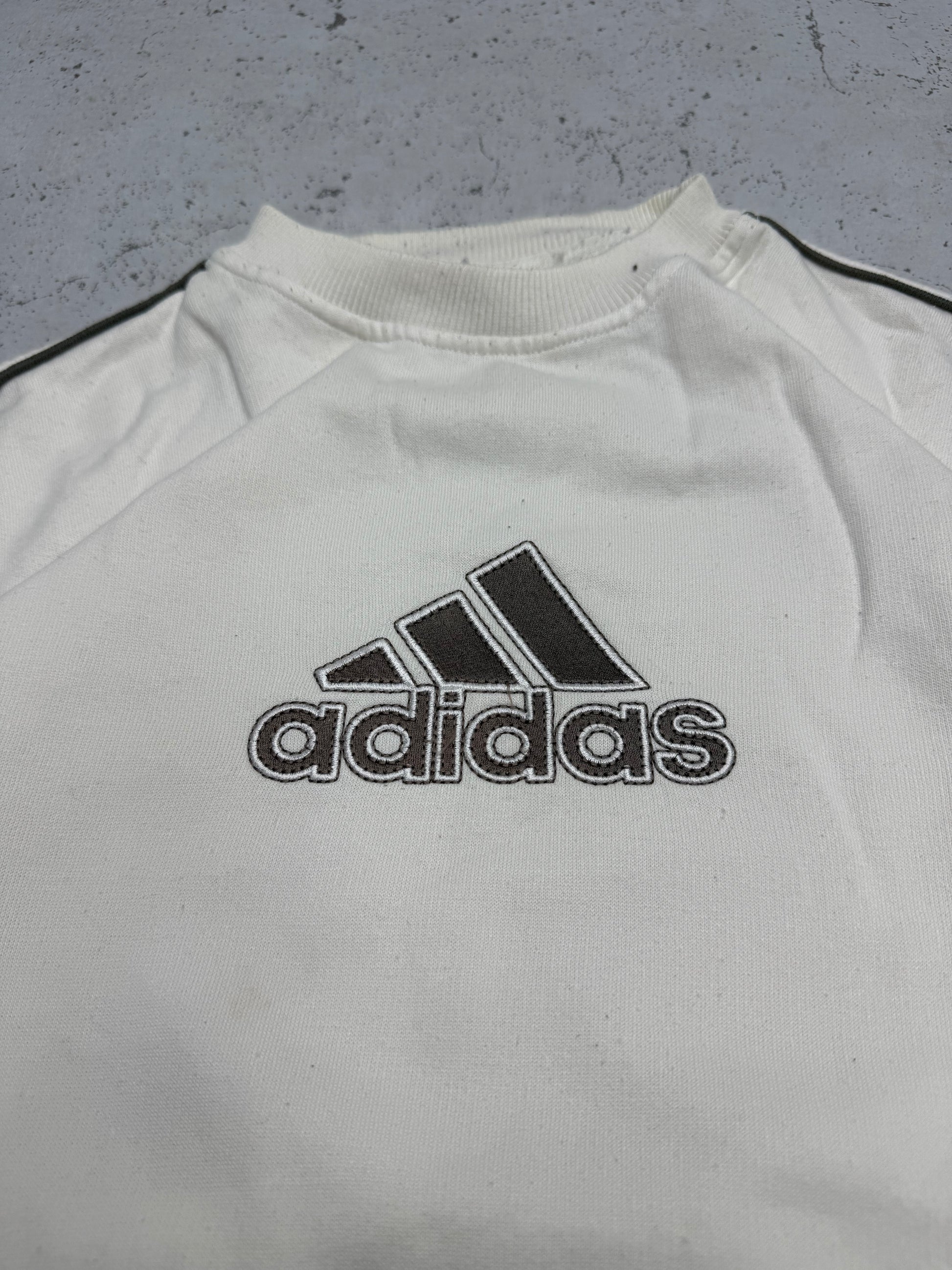 Adidas Vintage Sweatshirt in Weiß, Logo-Detail