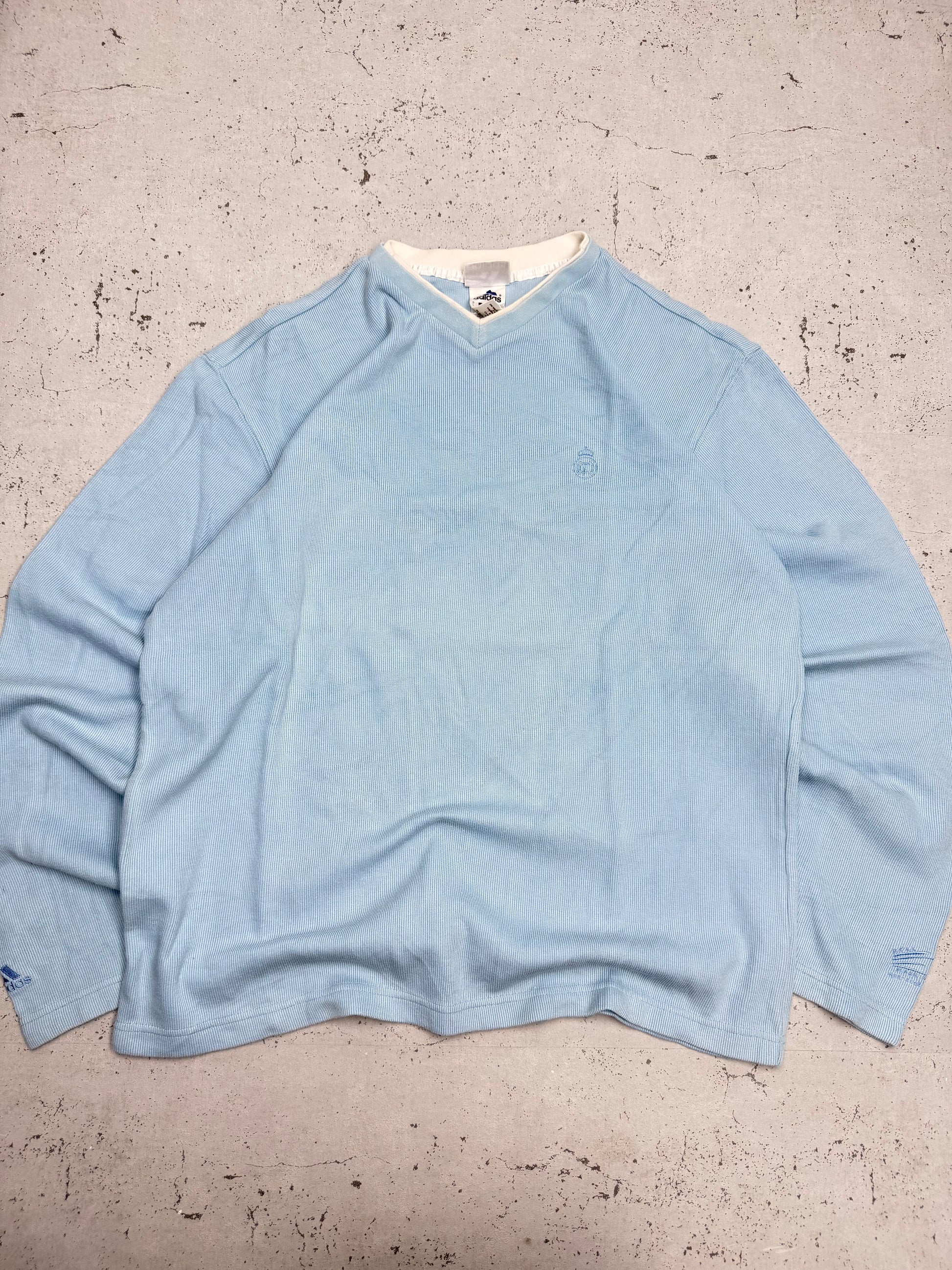 Adidas Real Madrid Vintage Longsleeve in Hellblau, Vorderseite