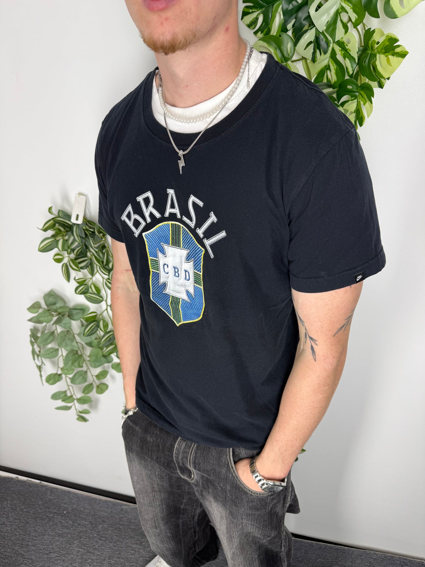 Nike Brasil CBD Vintage T-Shirt in Schwarz, Größe L, Fitpic