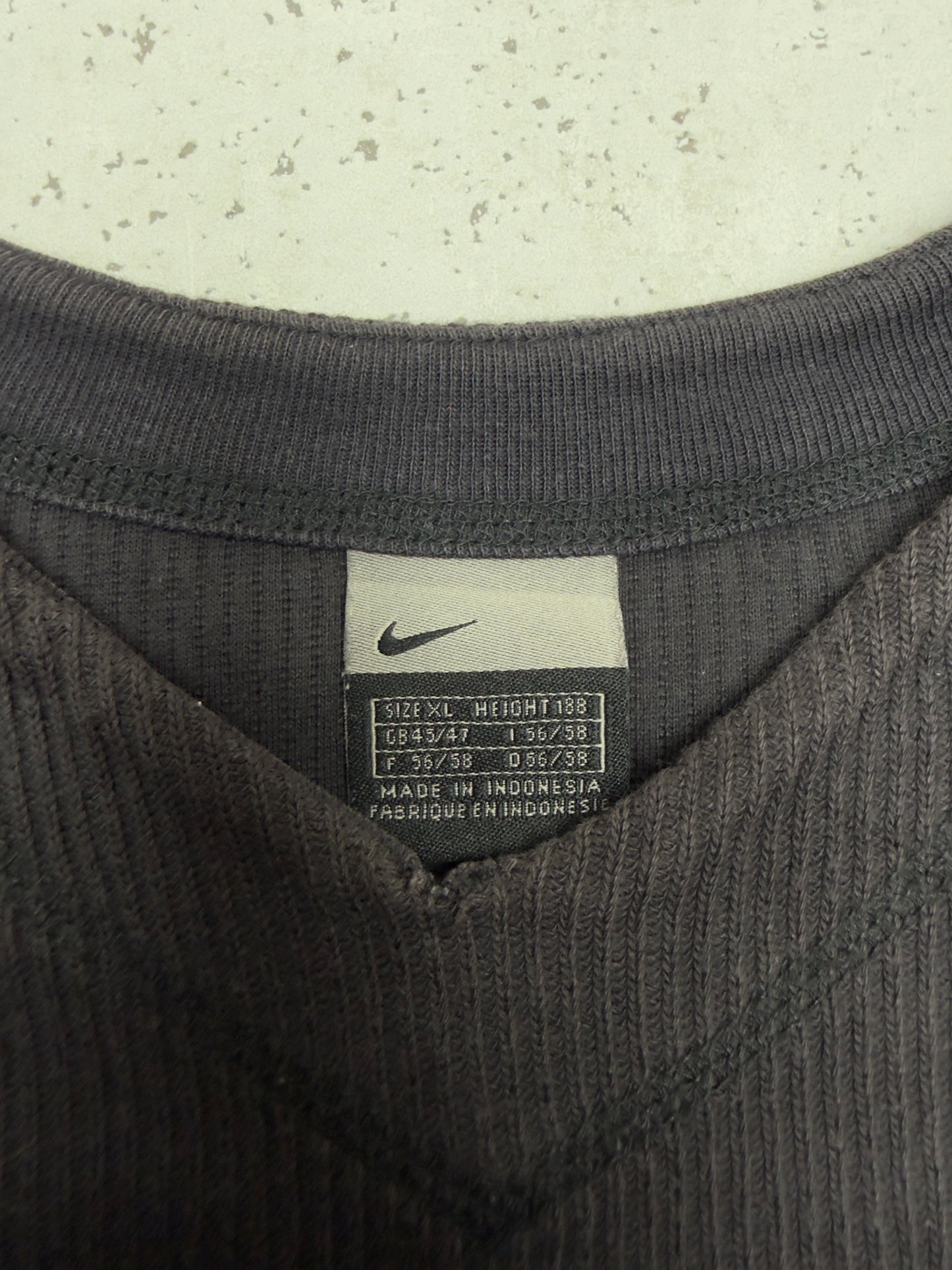 Nike vintage Sweatshirt Sweater Knitweat V-Neck schwarz washed XL