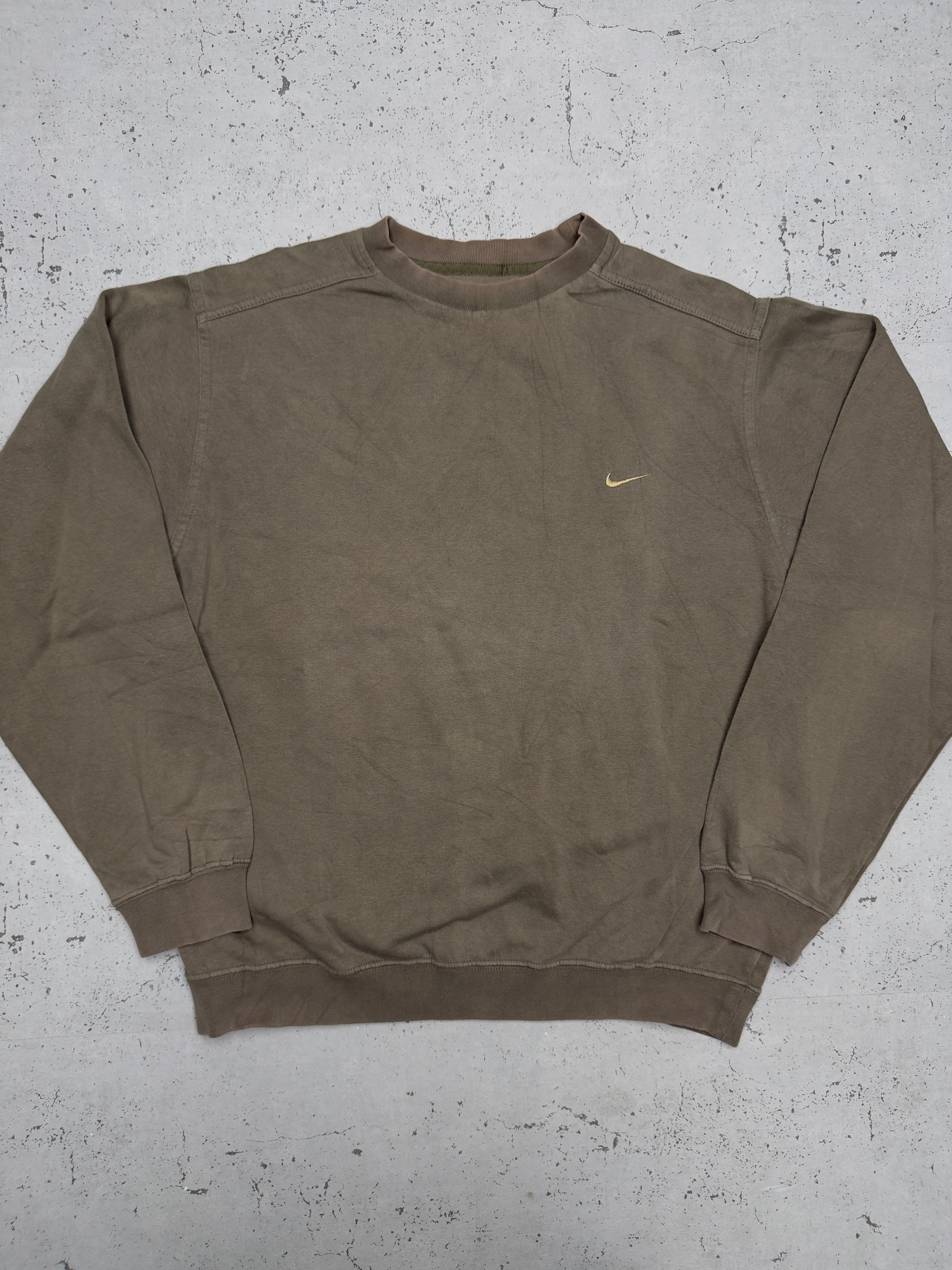 Nike Vintage Sweatshirt Khaki – Frontansicht flach