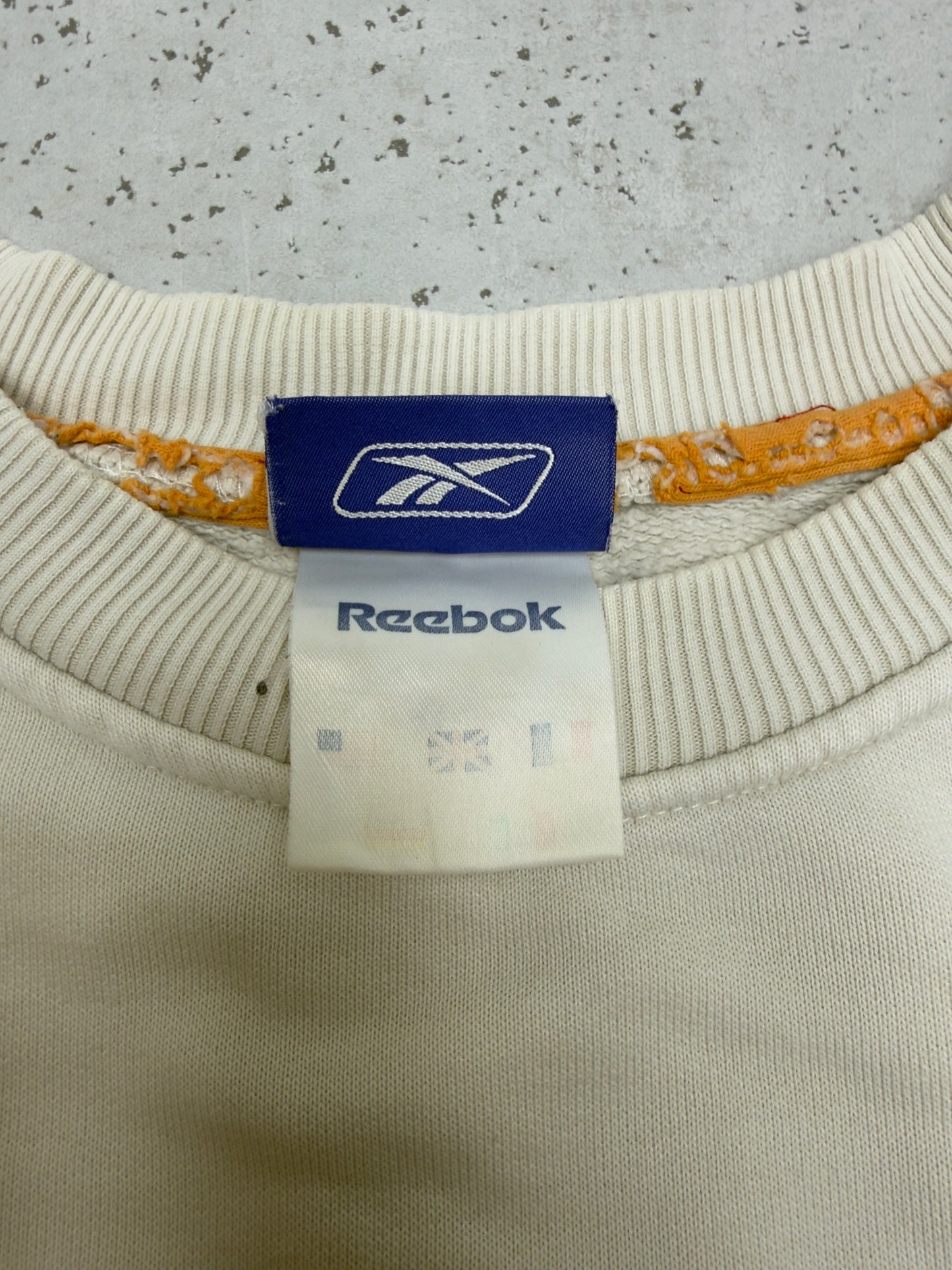 Reebok Sweatshirt Creme Etikett