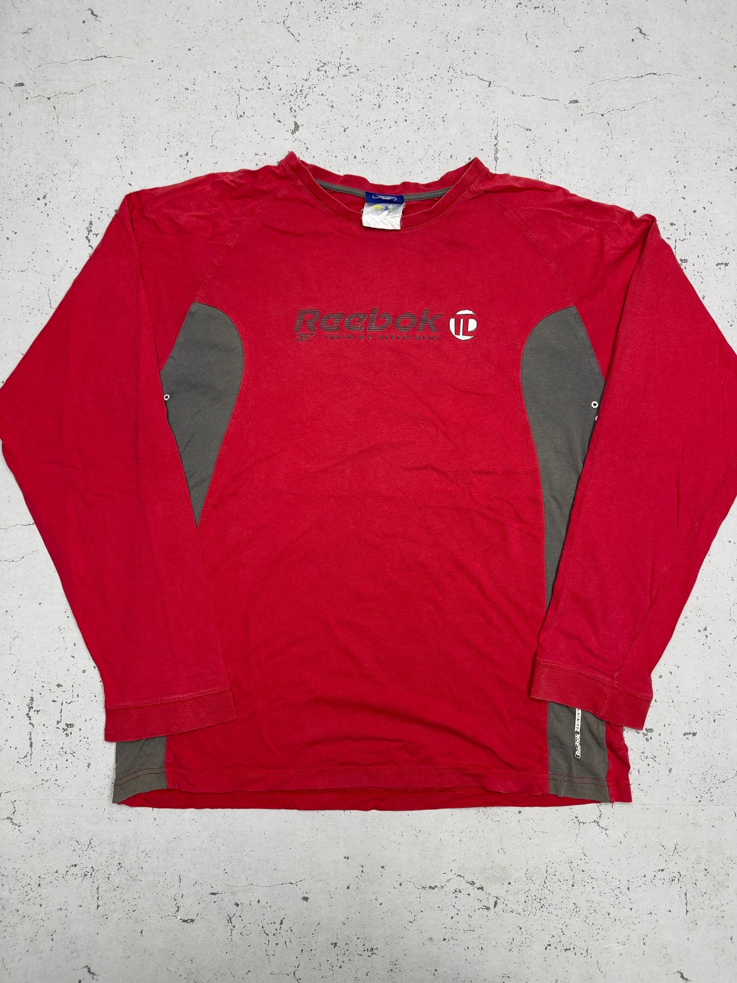 Reebok Vintage Langarmshirt Training Department Rot – Frontansicht flach