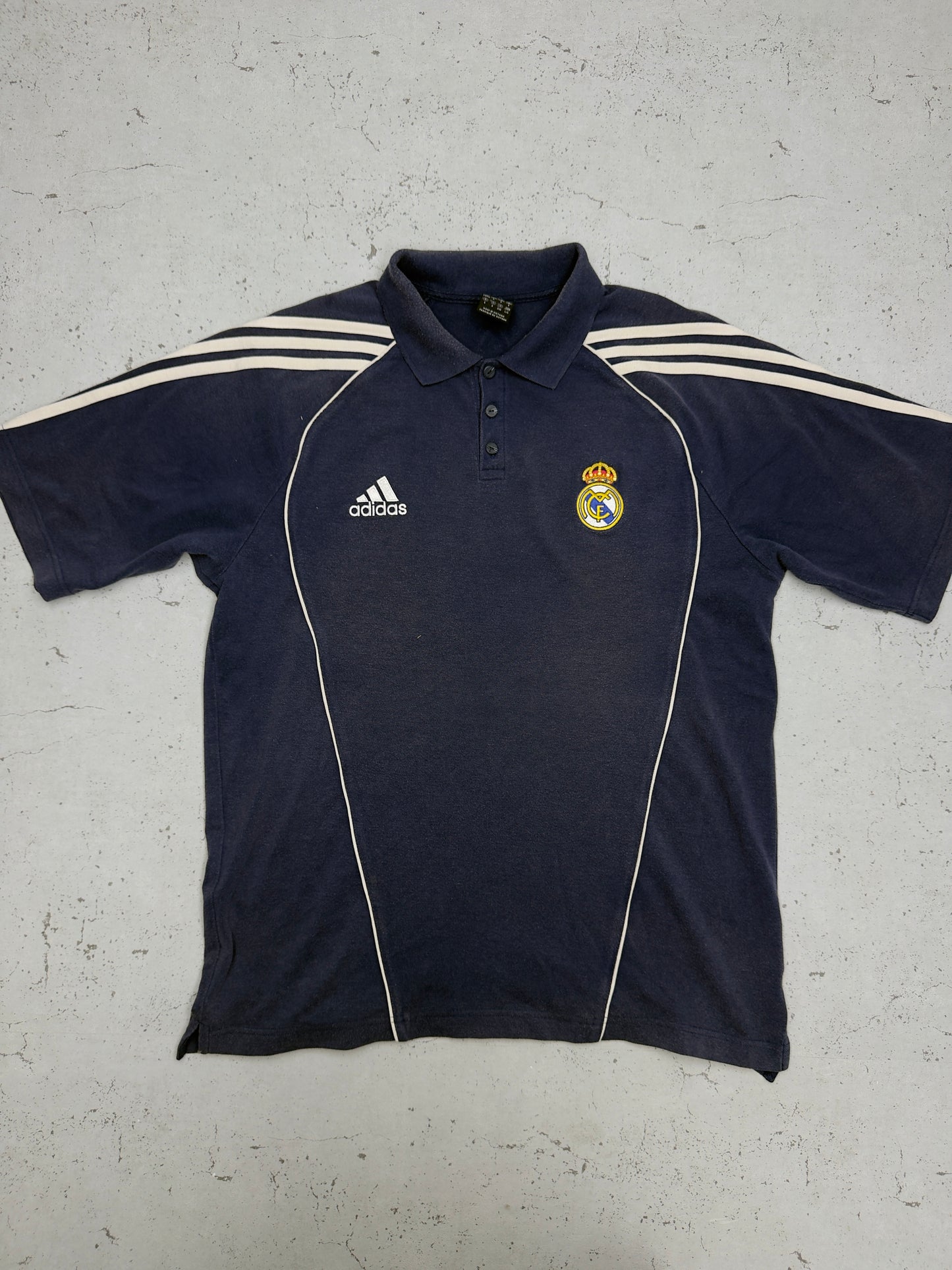 Adidas Vintage Poloshirt Real Madrid Navy – Frontansicht flach
