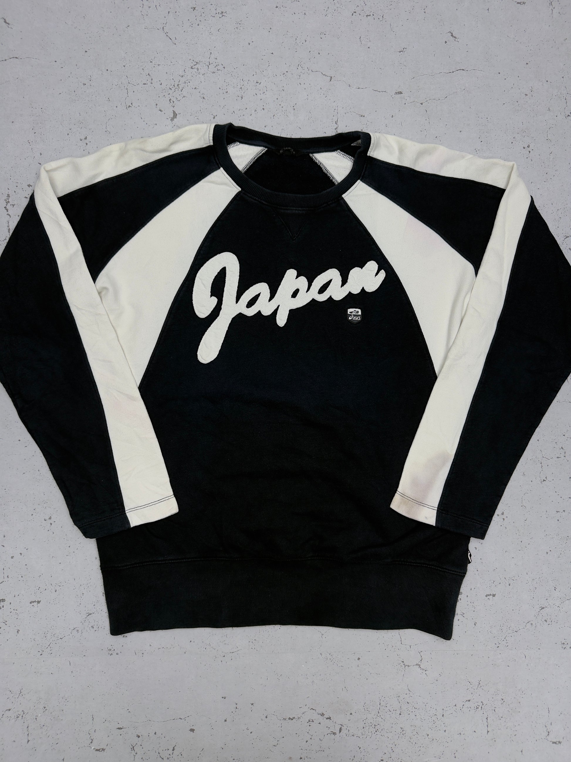 Asics Vintage Sweatshirt Japan Print – Frontansicht flach