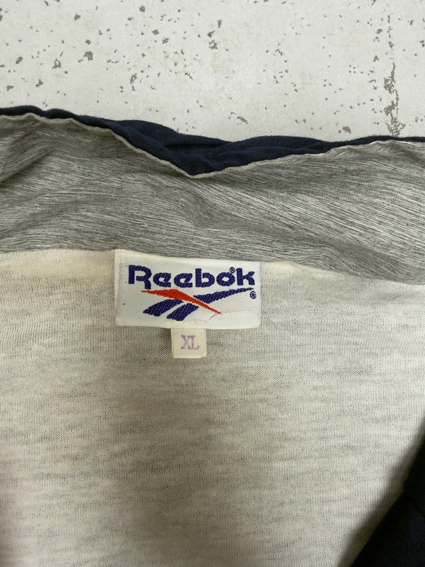 Reebok Vintage Trainingsjacke Navy – Etikett Größe XL