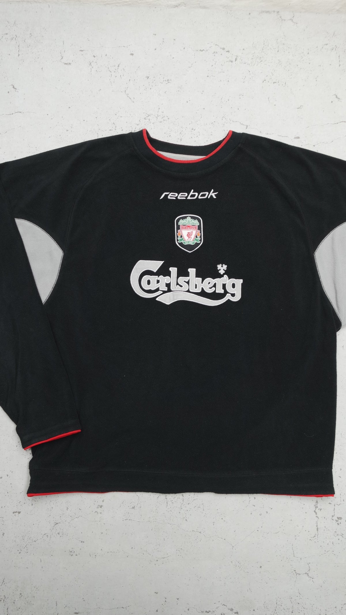 Reebok Liverpool FC Carlsberg Vintage Sweatshirt in Schwarz, Vorderseite