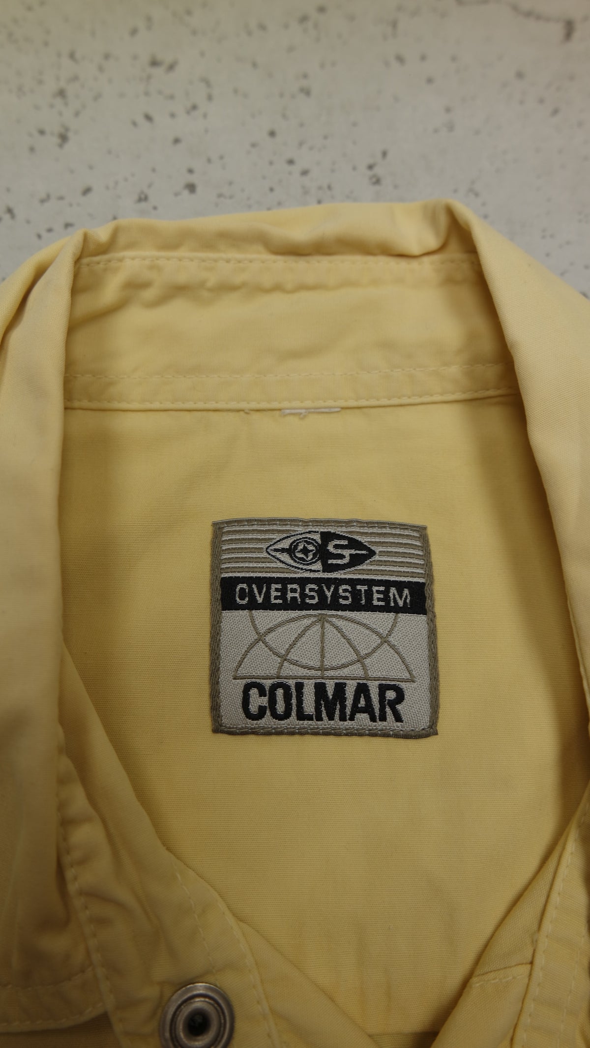 Colmar Vintage Kurzarmhemd in Gelb, Etikett