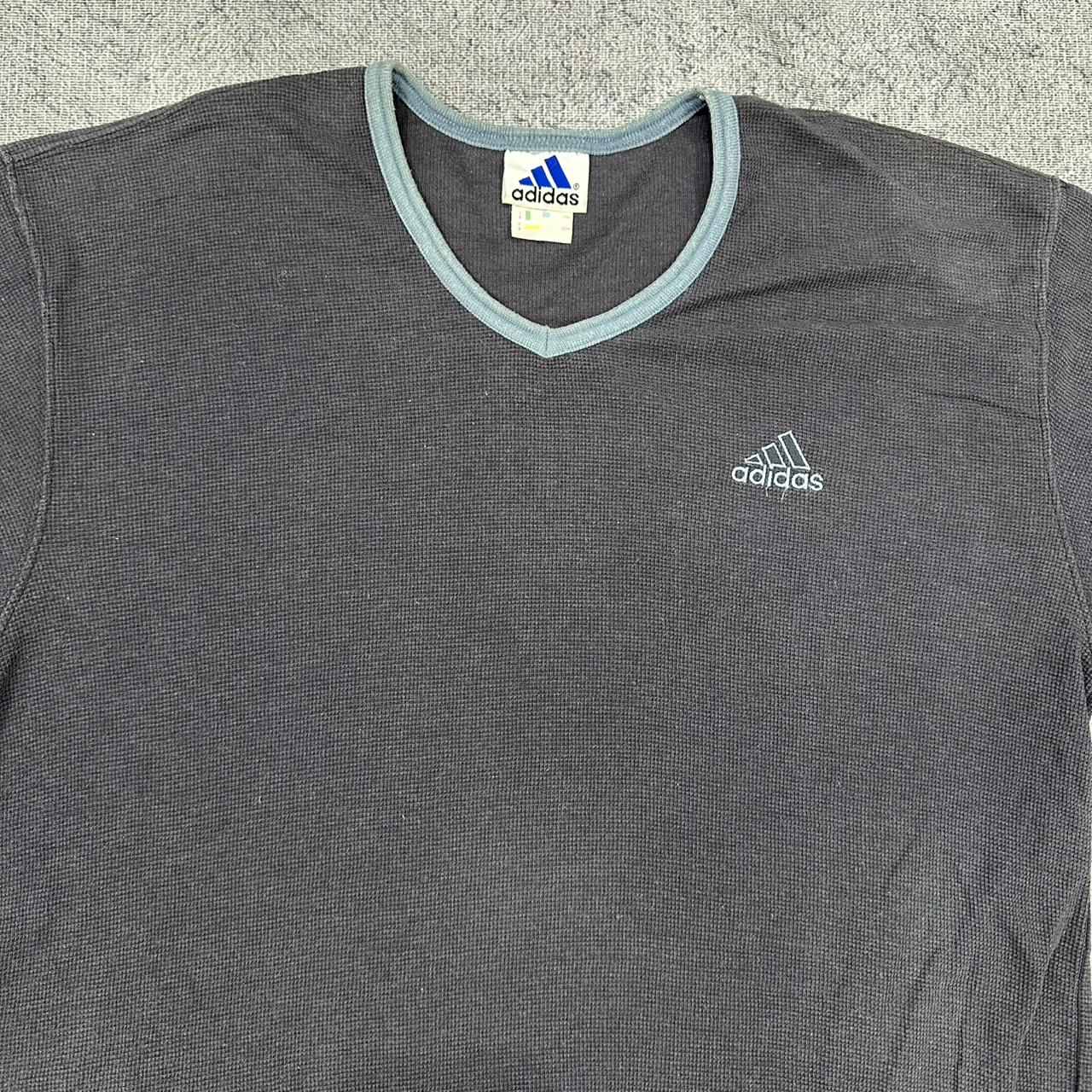 Adidas vintage T-Shirt Tee Shirt Small Logo embroidery Y2K L