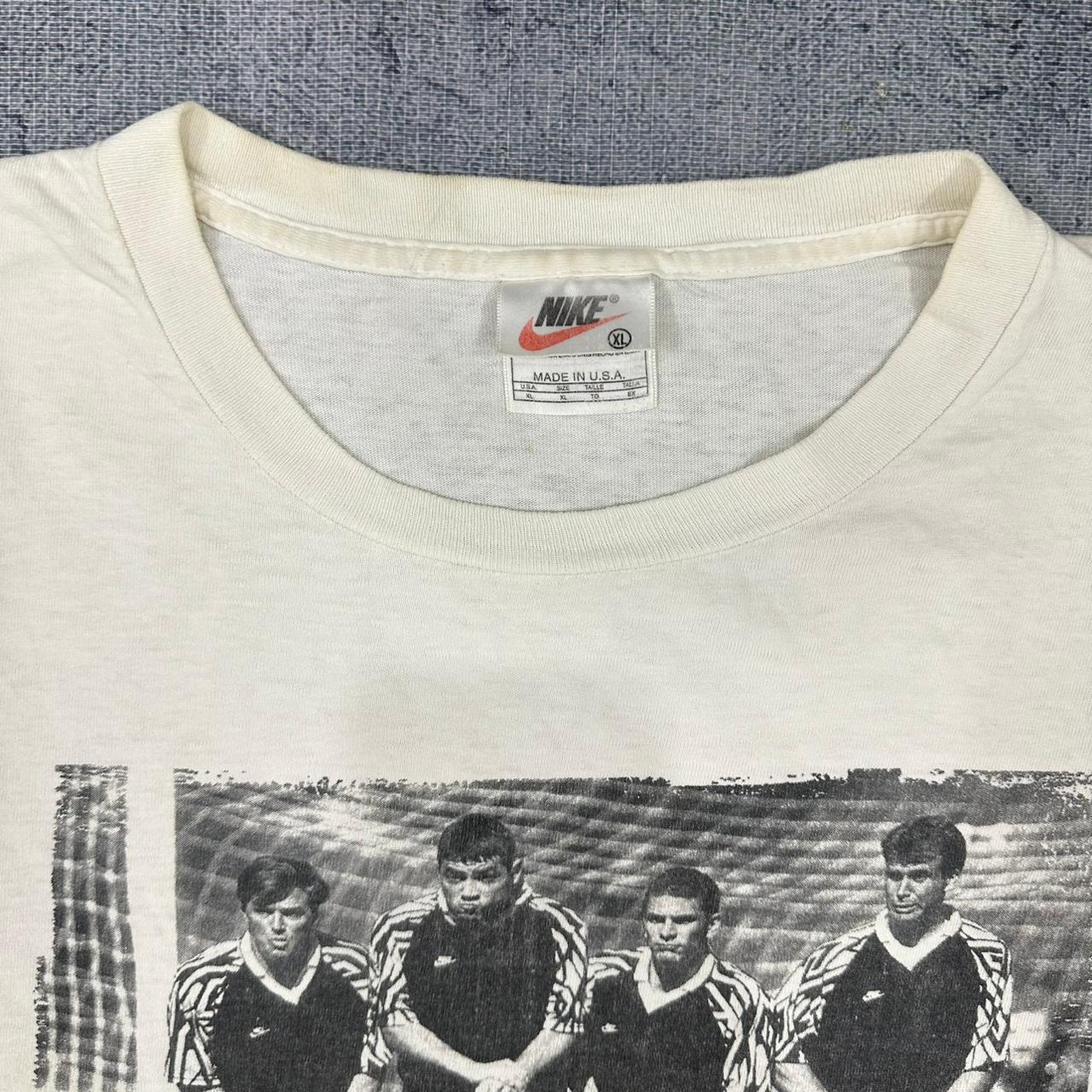 Nike vintage 90er 1990s T-Shirt Shirt Tee Soccer Fußball WM oversized Fit weiß XL