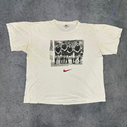 Nike vintage 90er 1990s T-Shirt Shirt Tee Soccer Fußball WM oversized Fit weiß XL