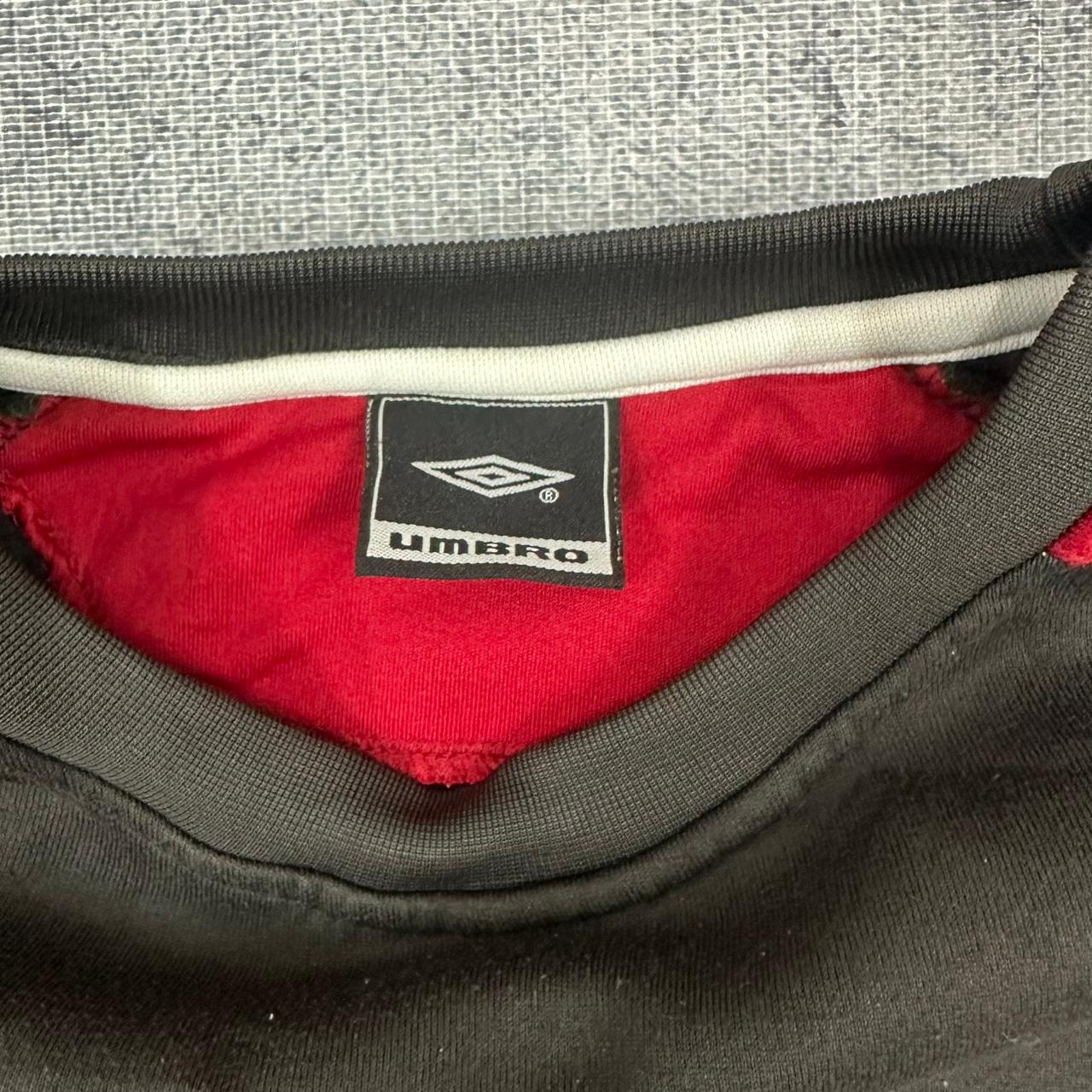 Umbro vintage Sweatshirt Sweater Crewneck schwarz M