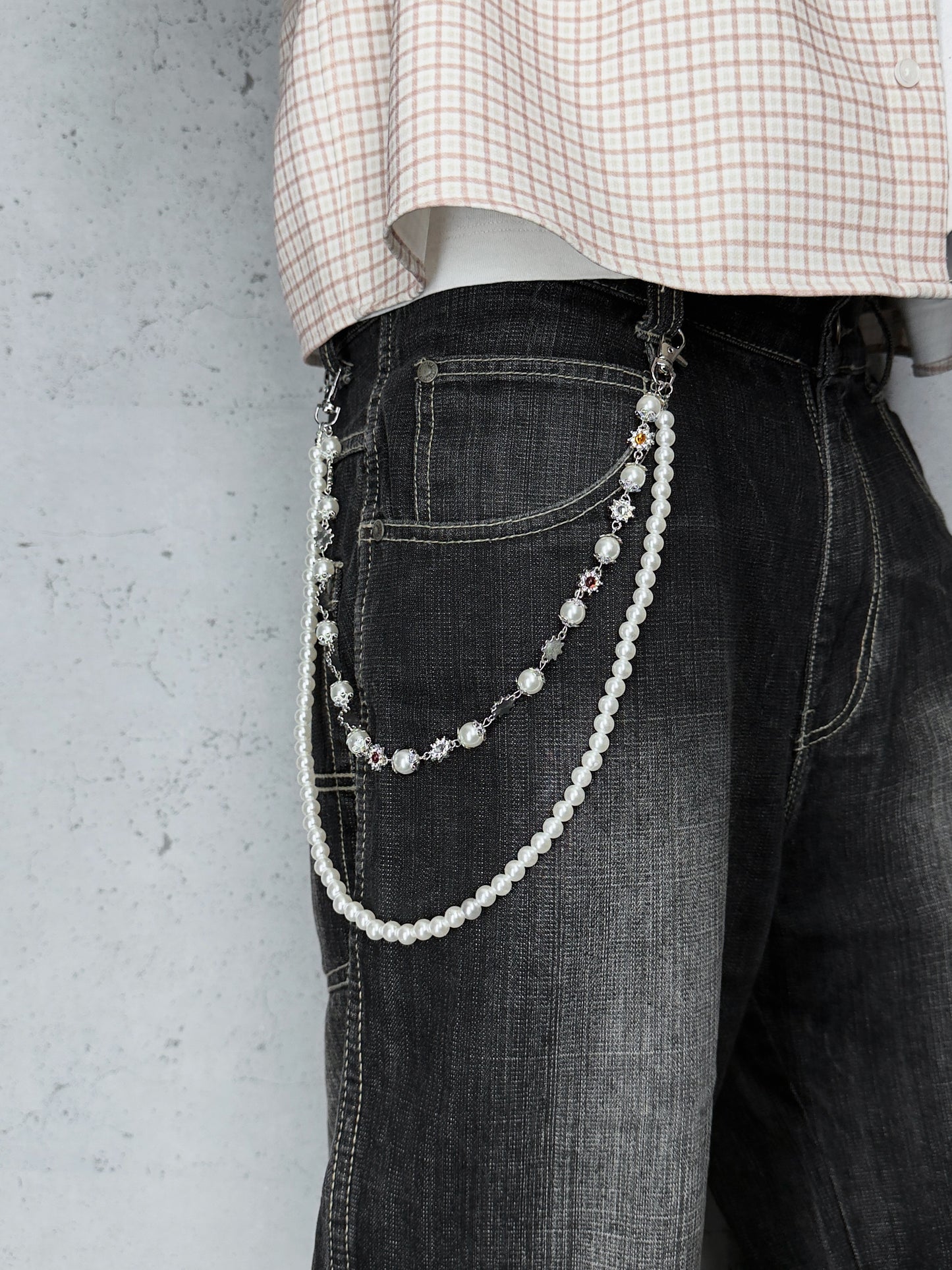 "Royal Charm" Streetwear Hosenkette Perlenkette mit Gold / Silber Details Pants Chain Y2K