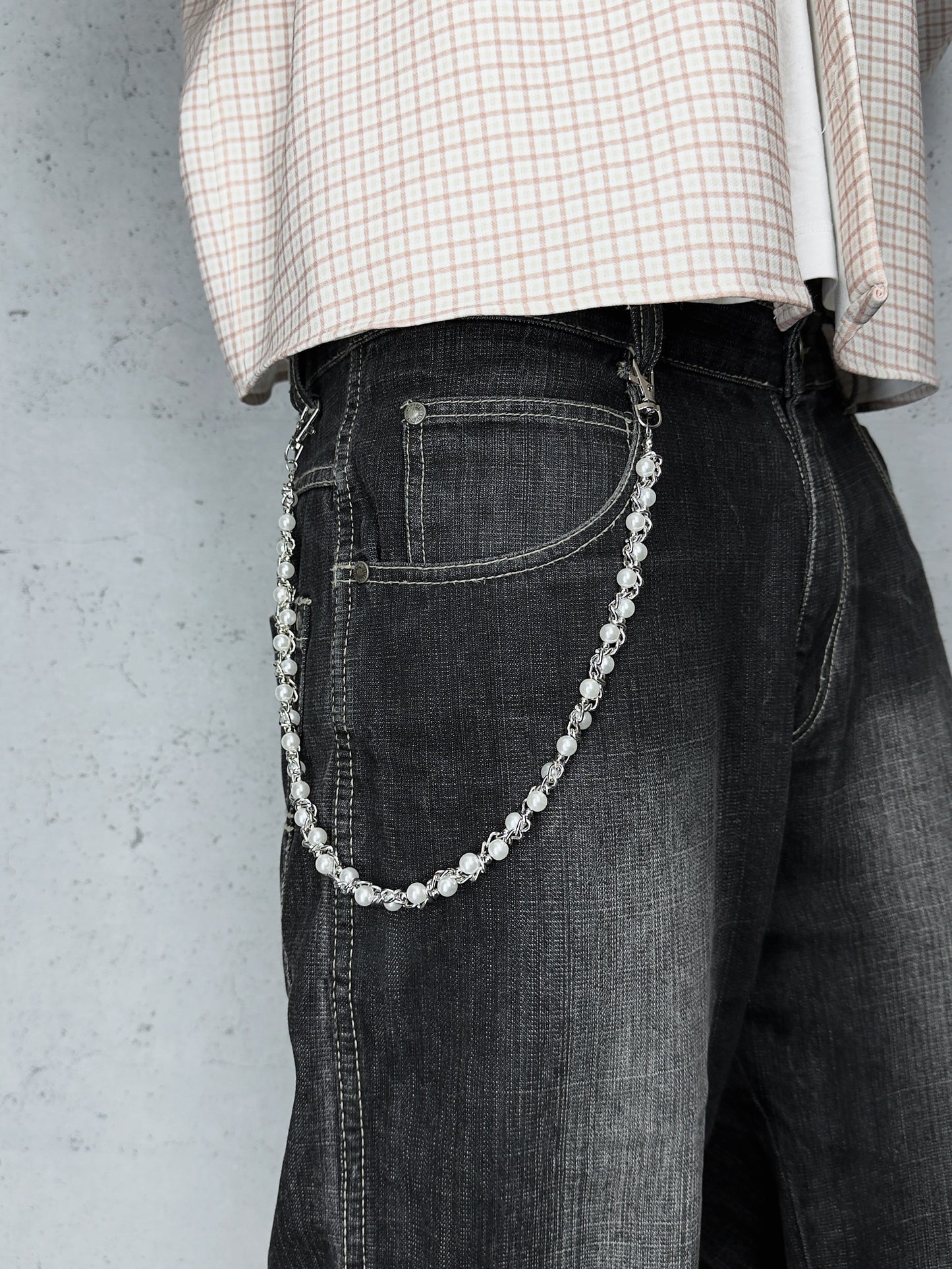 "Silver Pearl" Streetwear silber Hosenkette mit weißen Perlen Y2K Pants Chain