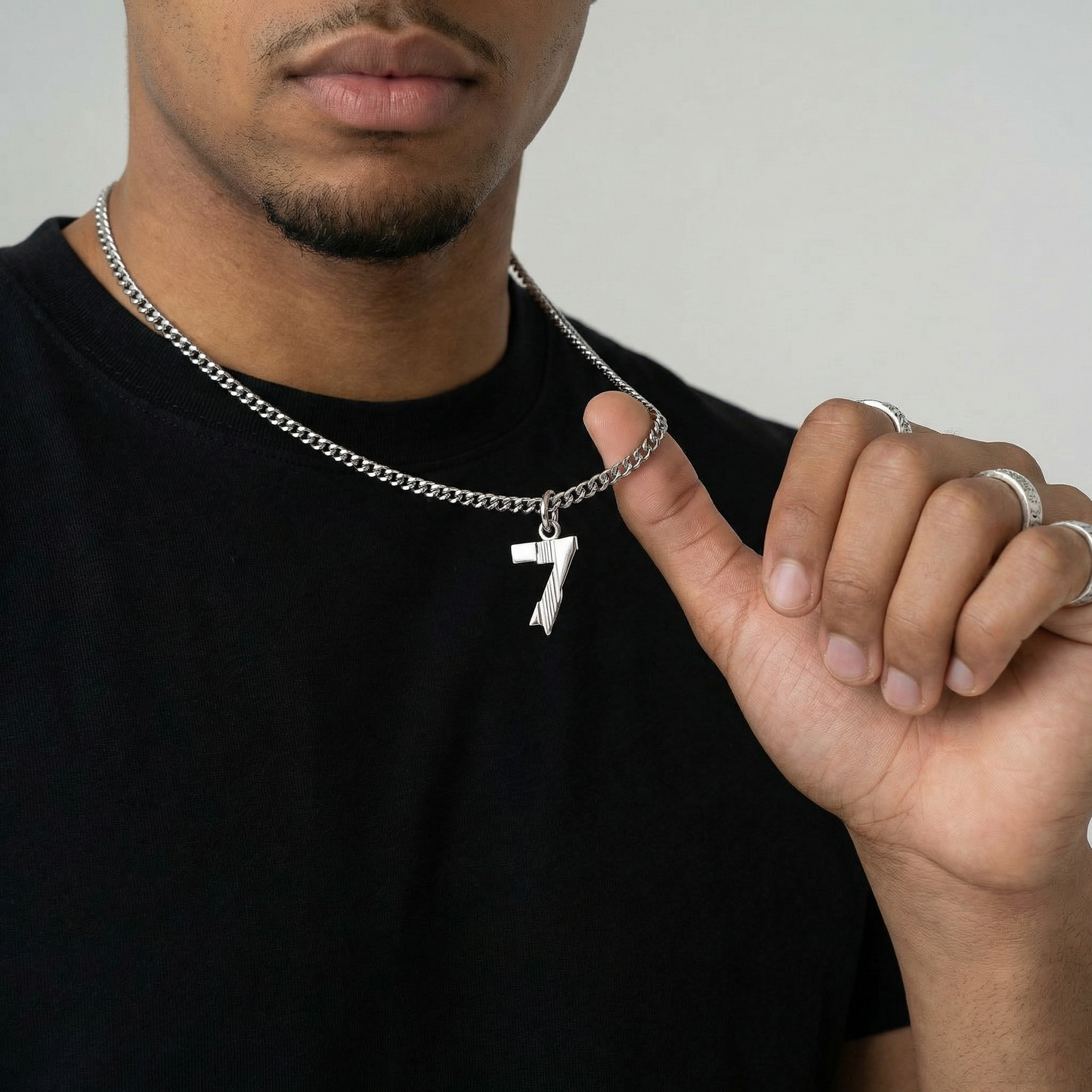 "The 7" Streetwear Necklace silber Halskette mit 7 Anhänger Y2K