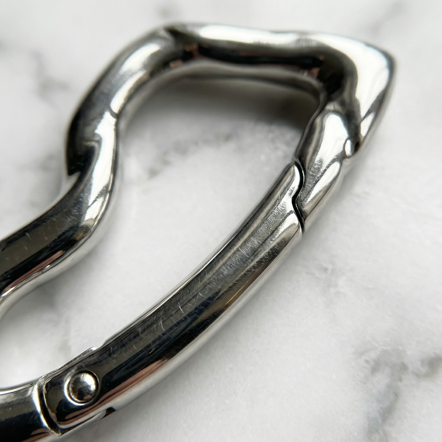 "Sharped Charm" Y2K Silber Anhänger Karabiner Accessoires Schmuck silver