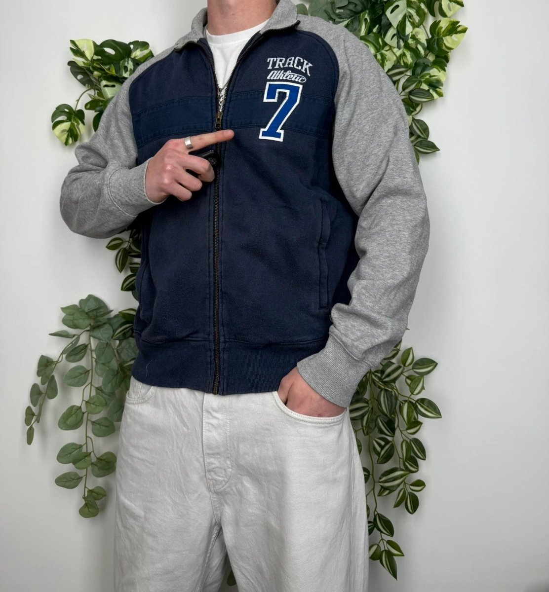 Nike Track Athletic Vintage Zipper Sweatshirt Blau Grau M - MonkeysVintage