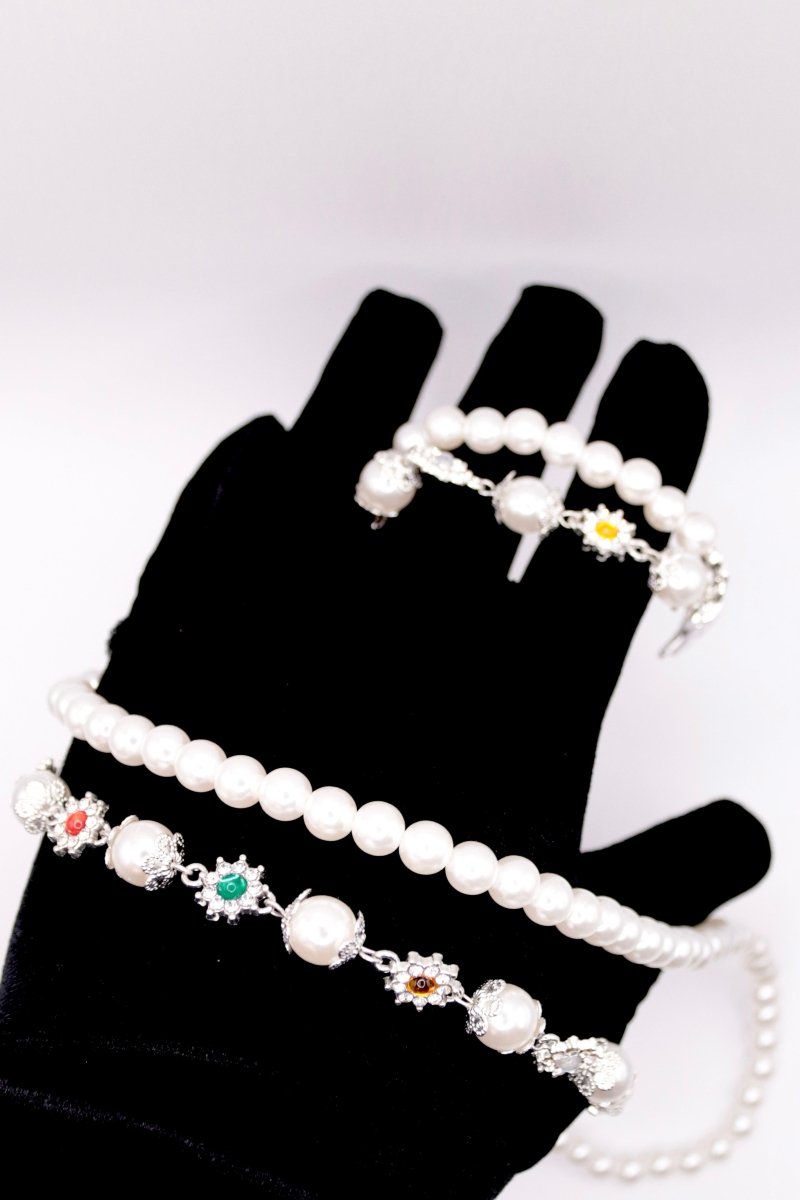 "Royal Charm" - Zweifarbige Perlen - Hosenkette mit Silberakzenten - MonkeysVintage