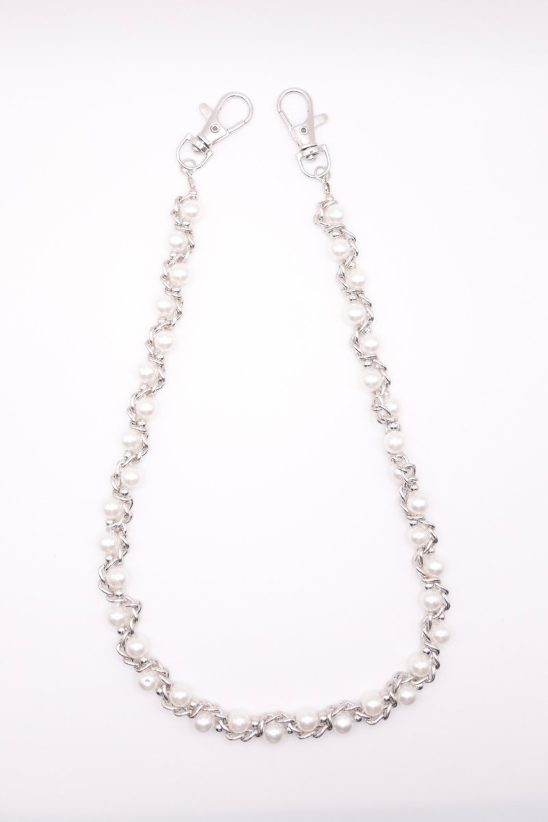 „Silver Pearl“ Perlen - Hosenkette Wallet Chain mit Silber - Details Y2K Streetstyle - MonkeysVintage