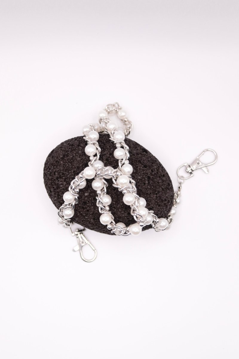 „Silver Pearl“ Perlen - Hosenkette Wallet Chain mit Silber - Details Y2K Streetstyle - MonkeysVintage